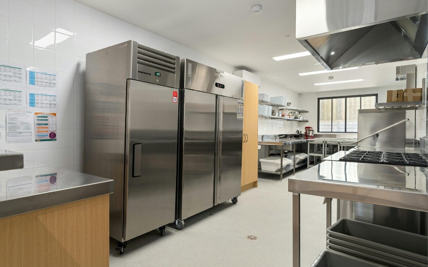 banco refrigerazione laboratorio di pasticceria